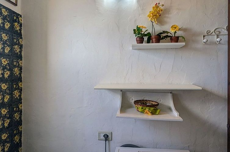 Appartement Wohnung in Calasetta mit Grill und Garten