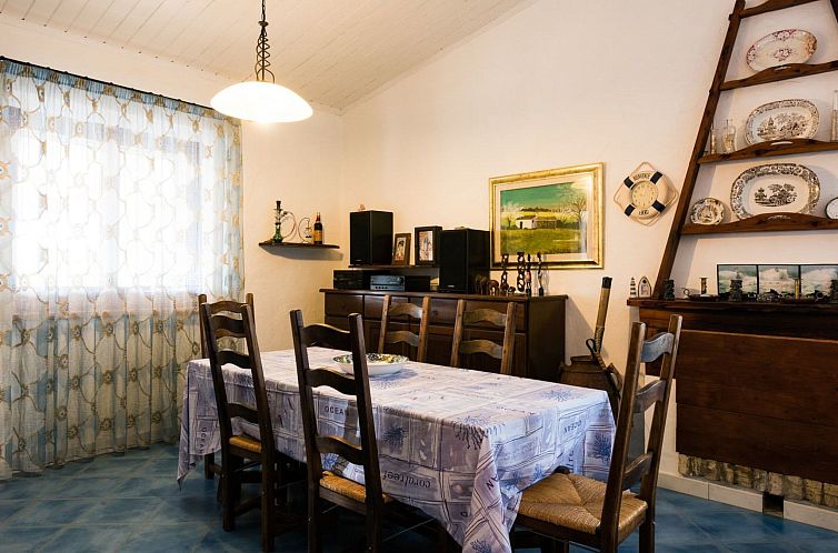 Vakantiehuis Haus in Calasetta mit Grill und Garten