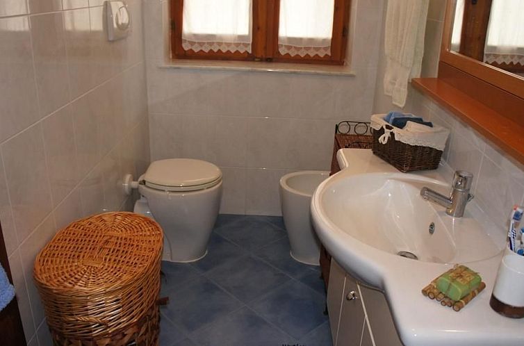 Vakantiehuis Haus in Calasetta mit Grill und Garten