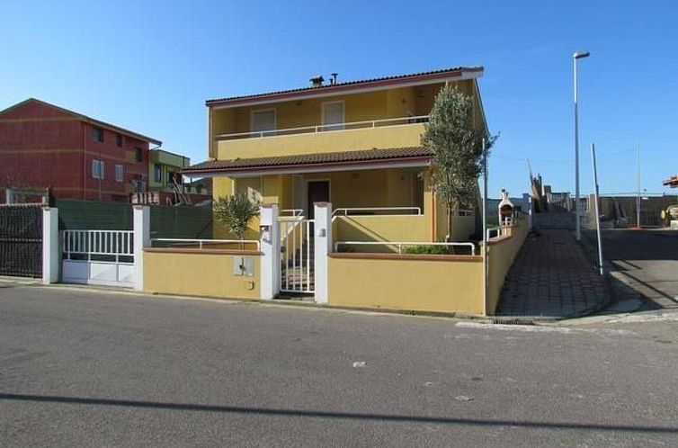 Guest house 0936115 - Apartment Sardinia - Appartement Wohnung in Soleminis mit Grill