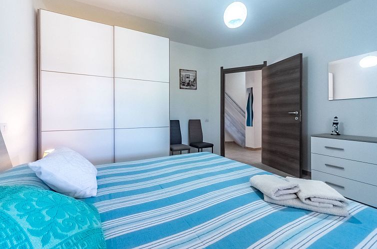 Vakantiehuis Schöne moderne Villa mit privatem Pool.
