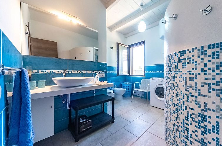 Vakantiehuis Schöne moderne Villa mit privatem Pool.