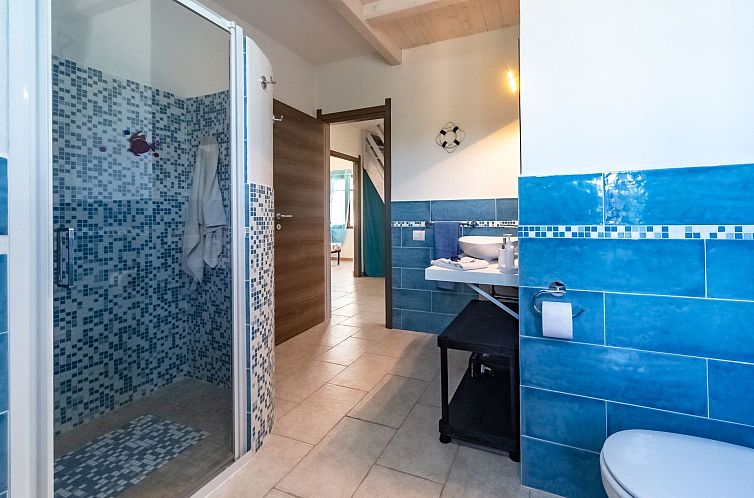 Vakantiehuis Schöne moderne Villa mit privatem Pool.