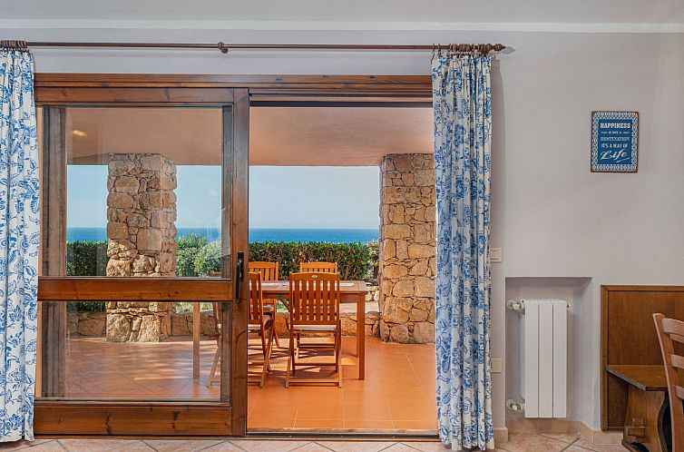 Appartement Villetta Corallo mit Aussicht und wenige Meter v