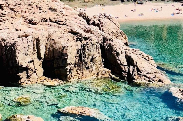 Vakantiehuis für zwei Personen mit Pool und Sonnenterrasse 