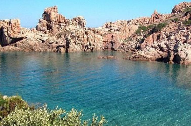 Vakantiehuis für zwei Personen mit Pool und Sonnenterrasse 