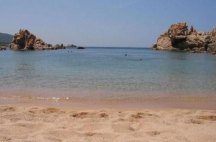 Vakantiehuis für zwei Personen mit Pool und Sonnenterrasse 