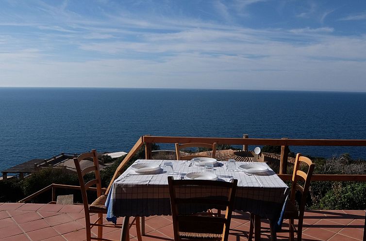 Appartement Villini Lu Ciuoni außergewöhnlichen Meerblick.