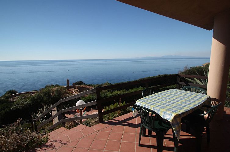 Appartement Villini Lu Ciuoni außergewöhnlichen Meerblick.