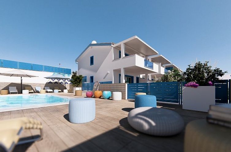 Vrijstaande woning in Isola Rossa