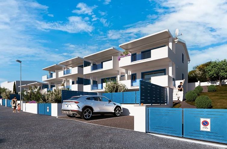 Vrijstaande woning in Isola Rossa