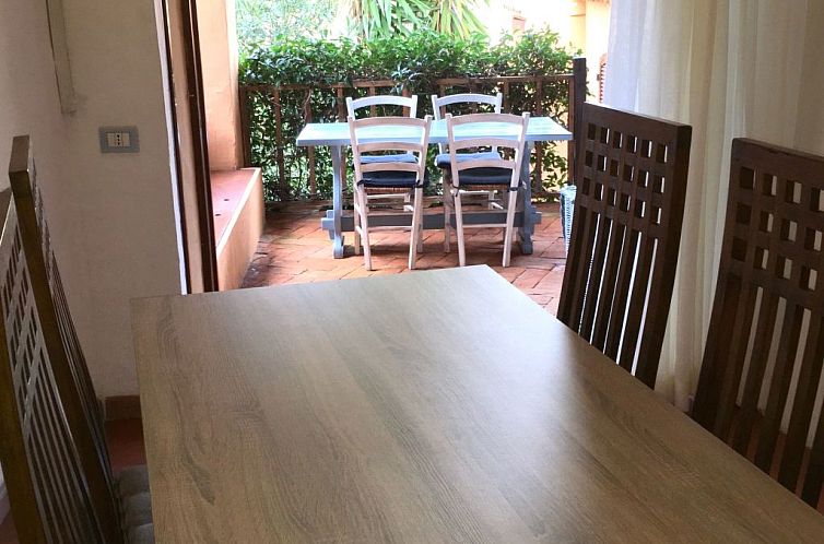 Appartement Tolle Wohnung in Liscia Di Vacca mit Grill und G