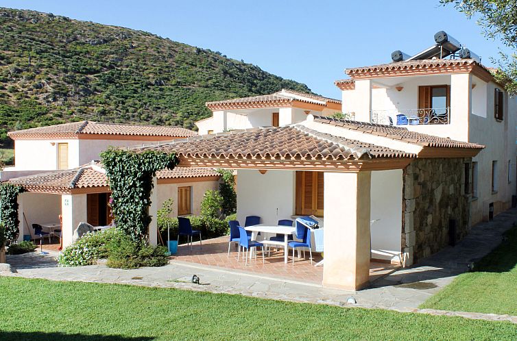 Guest house 0938416 - Apartment Sardinia - Appartement Bouganvillage