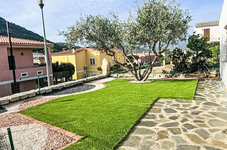 Guest house 0938430 - Holiday property Sardinia - Vakantiehuis Irene, dolce brezza