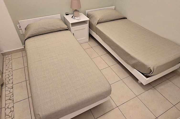 Appartement Miky's Home mit Patio und Veranda mit Innenhof