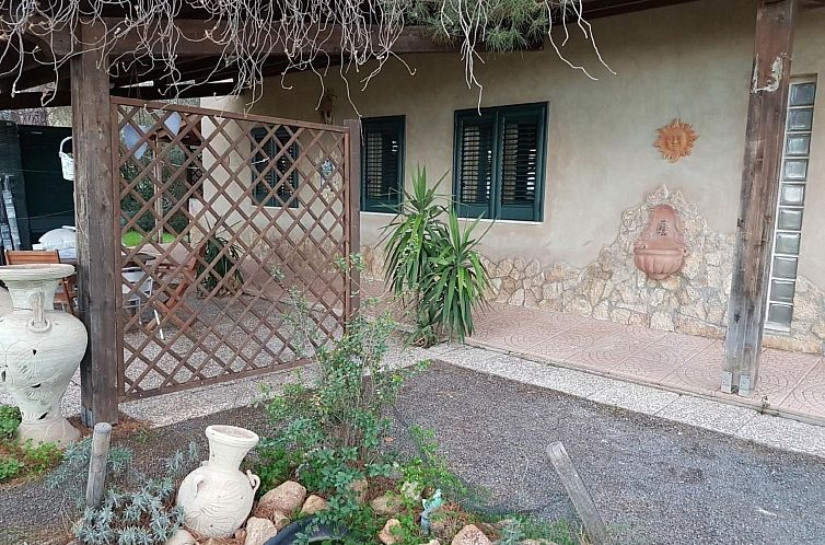 Vakantiehuis Tolles Ferienhaus in Pula mit Grill