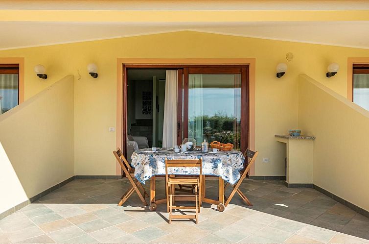 Appartement Haus mit Panoramablick in Chia in natürlicher U