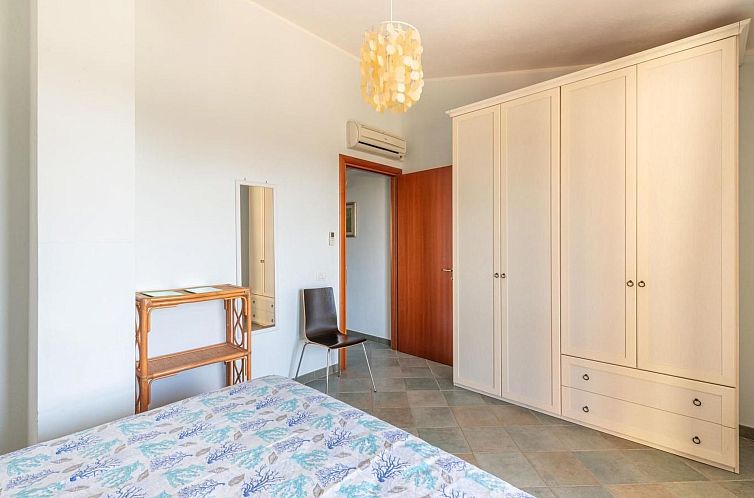 Appartement Haus mit Panoramablick in Chia in natürlicher U