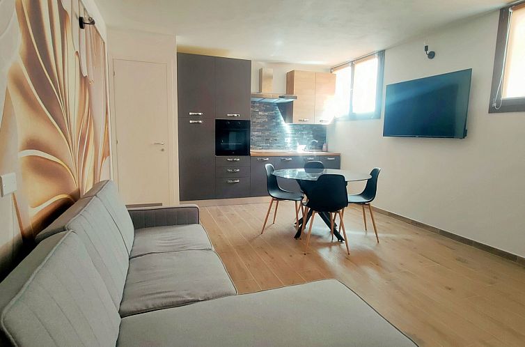 Appartement Suite  APARTMENTs  4 mori   pied a ter (copy)
