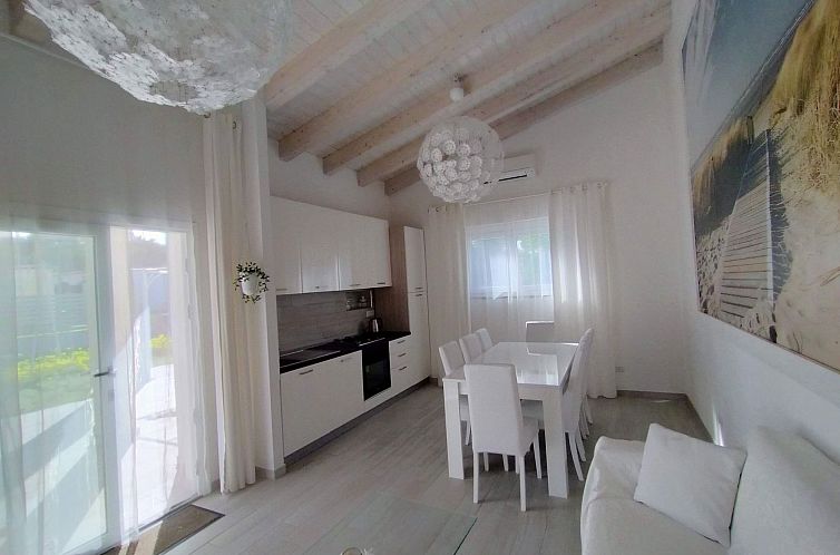 Vakantiehuis Villa Ikebana exklusiv in Porto Pino