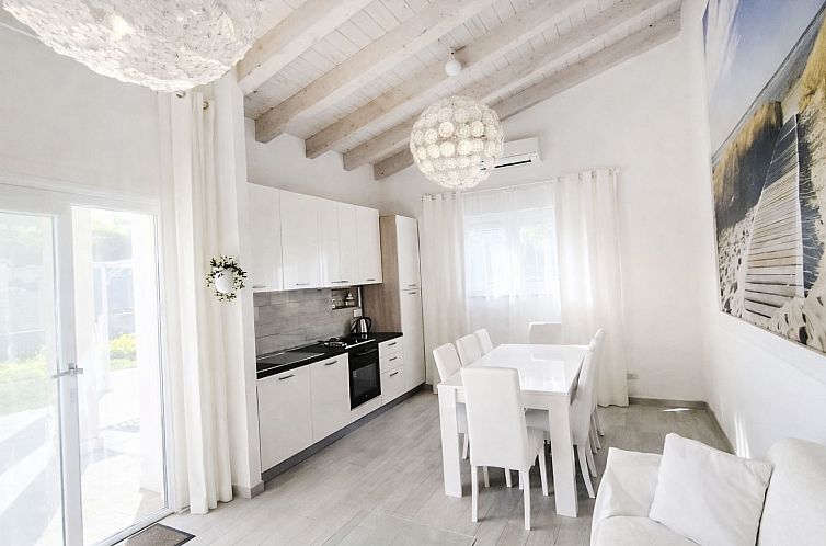 Vakantiehuis Villa Ikebana exklusiv in Porto Pino