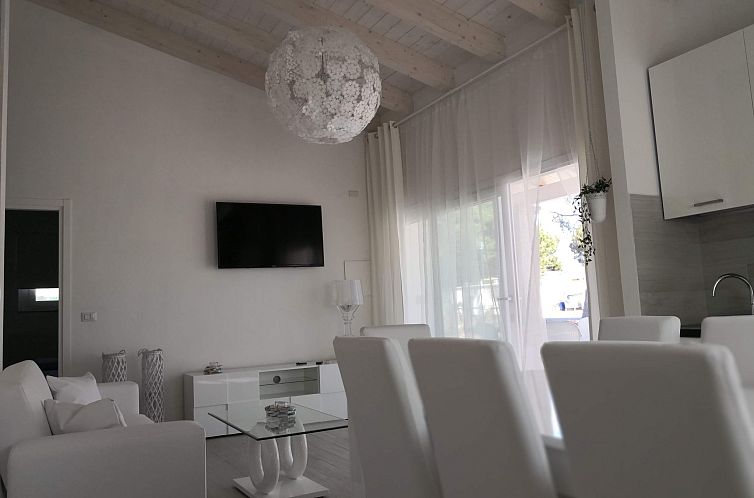 Vakantiehuis Villa Ikebana exklusiv in Porto Pino
