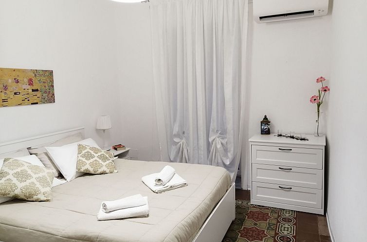 Appartement Wohnung im Zentrum mit Balkon, in der Nähe des 