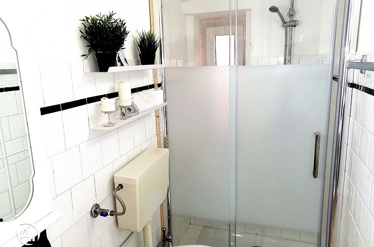 Appartement Wohnung im Zentrum mit Balkon, in der Nähe des 