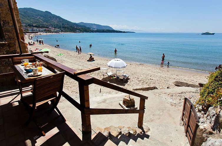 Guest house 0940153 - Apartment Sicily - Appartement Nest am Meer