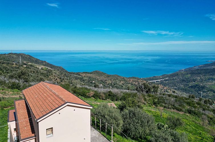 Vrijstaande woning in Cefalu