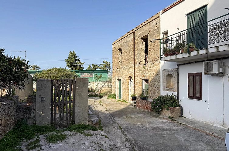 Vrijstaande woning in Cefalu