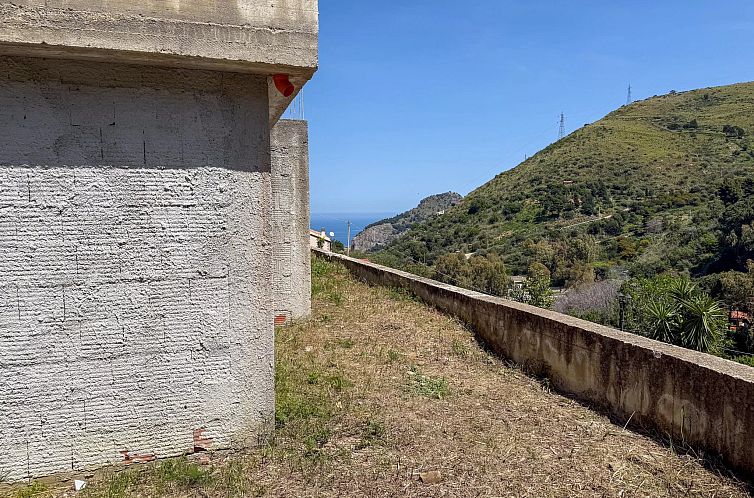 Vrijstaande woning in Cefalu
