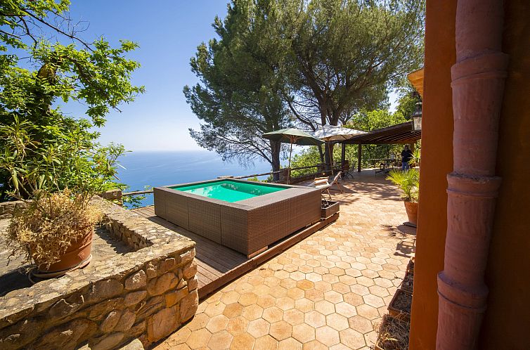 Vrijstaande woning in Cefalu