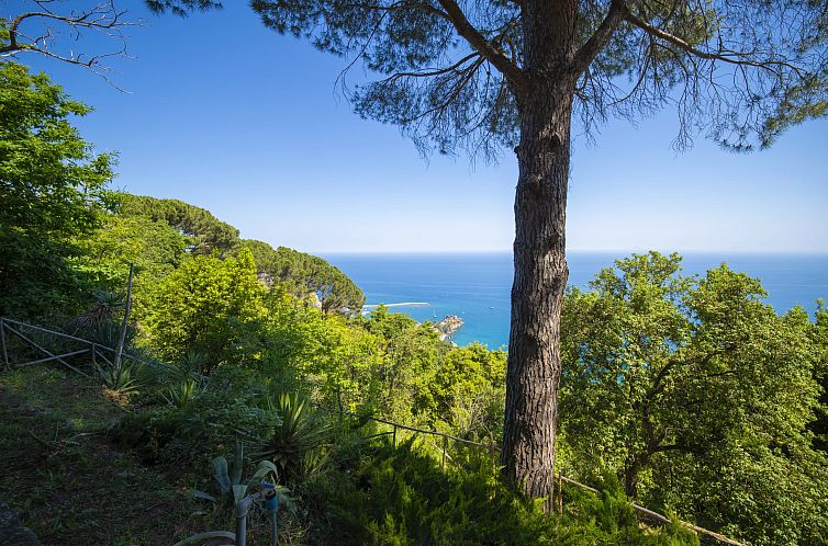 Vrijstaande woning in Cefalu