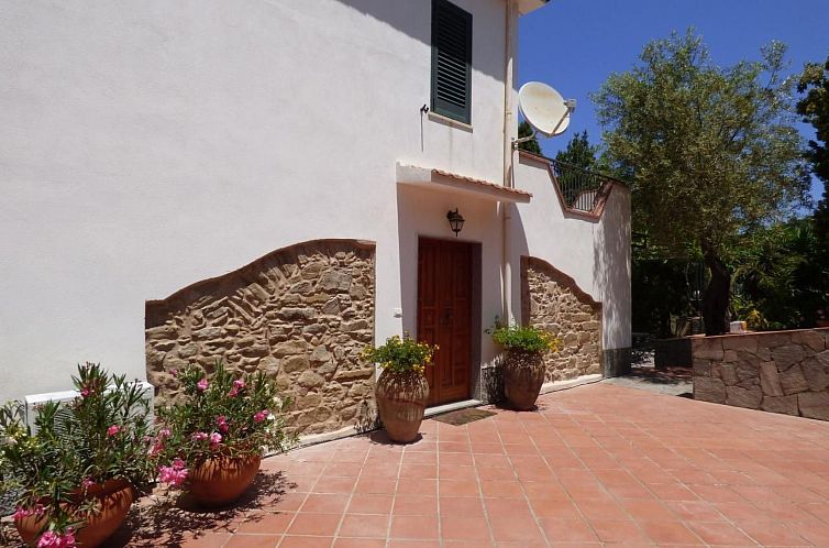 Vakantiehuis Landhaus mit Blick auf die Äolischen Inseln
