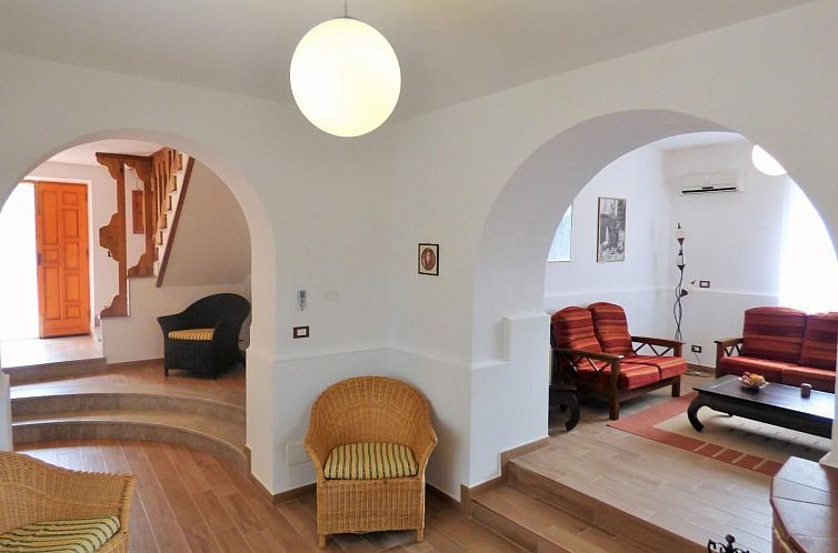 Vakantiehuis Landhaus mit Blick auf die Äolischen Inseln