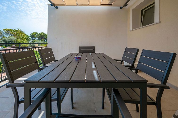 Appartement Villa Nisa Apartment mit Meerblick