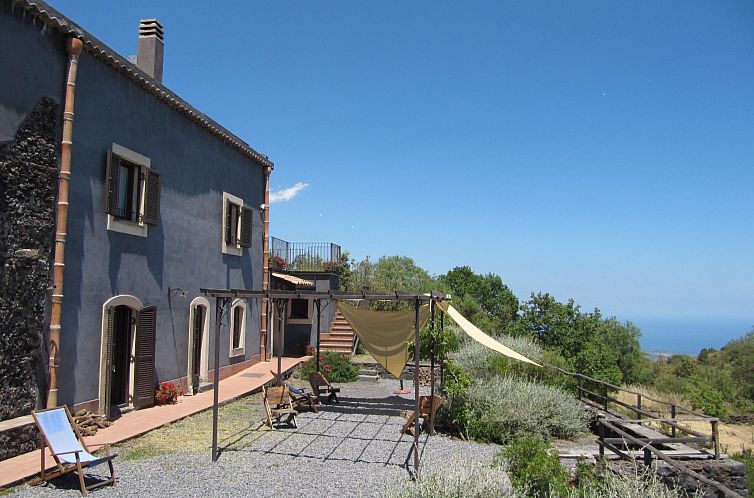 Vakantiehuis Casa Etnea" mit Terrasse