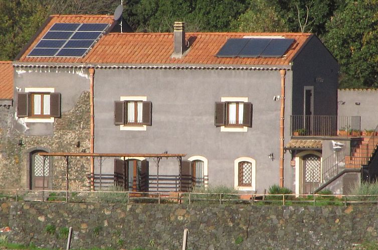 Vakantiehuis Casa Etnea" mit Terrasse