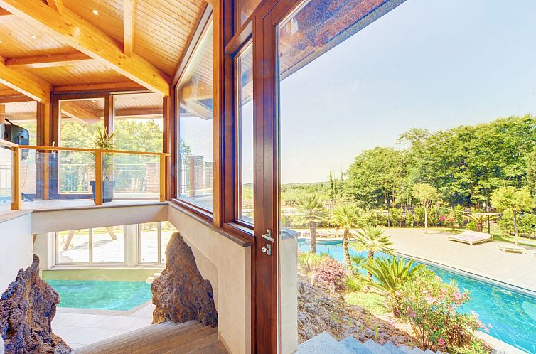 Vakantiehuis Ferienvilla mit privatem Pool