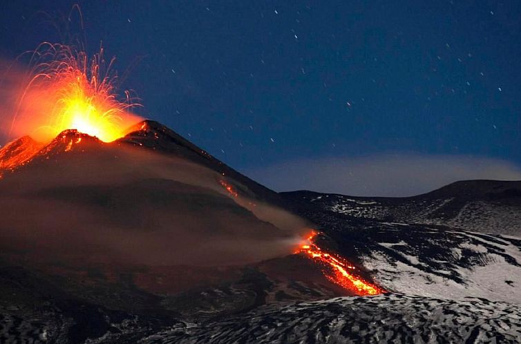 Vakantiehuis 'Etna Dimora' mit Blick aufs Wasser
