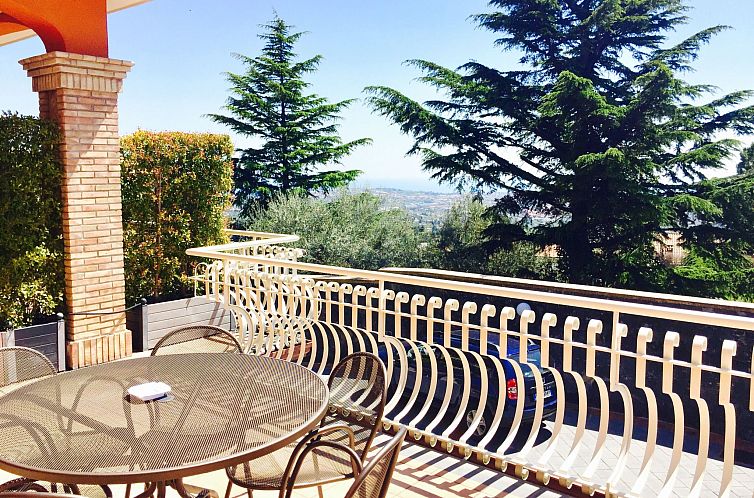 Appartement Wohnung in Trecastagni mit Terrasse