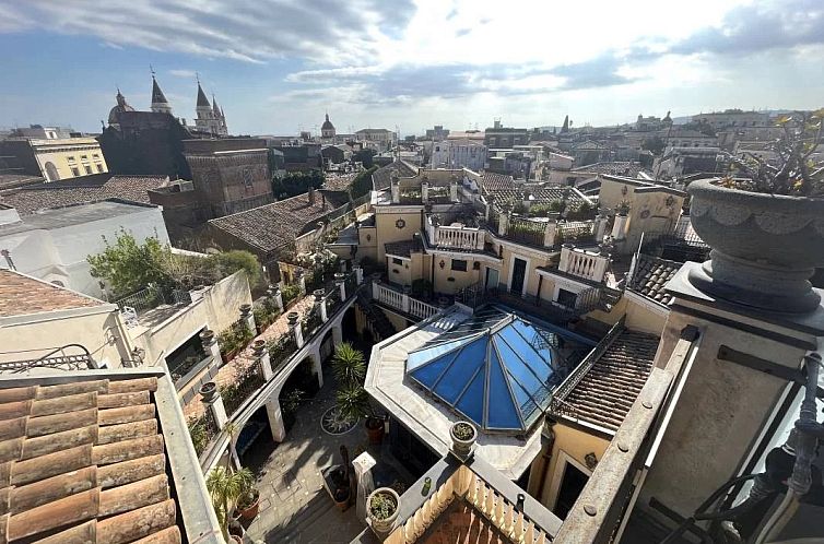 Vrijstaande woning in Acireale