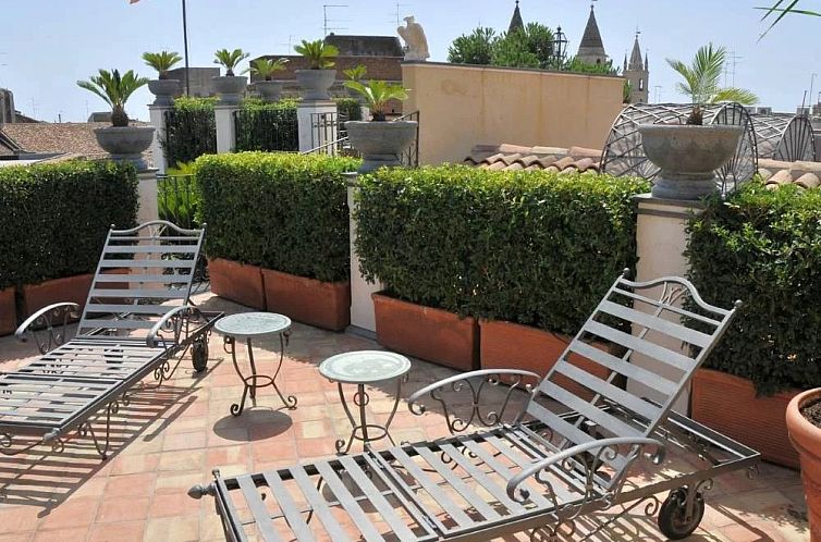 Vrijstaande woning in Acireale