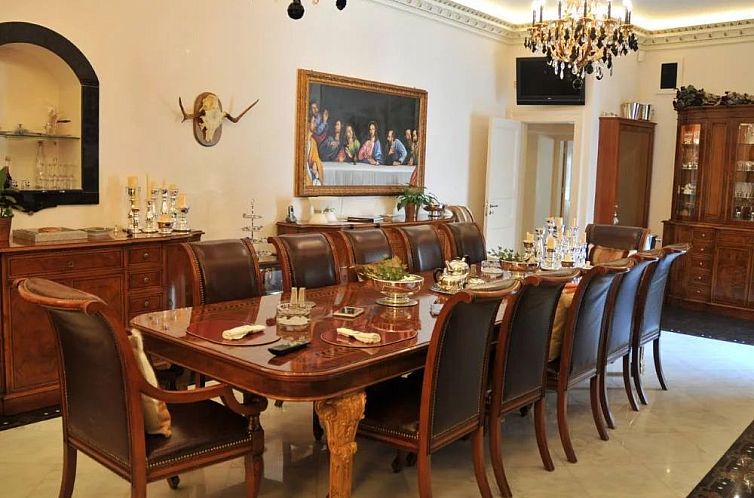 Vrijstaande woning in Acireale