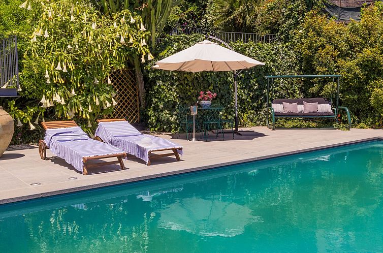 Vakantiehuis Villa Battiato - Haus n Pool