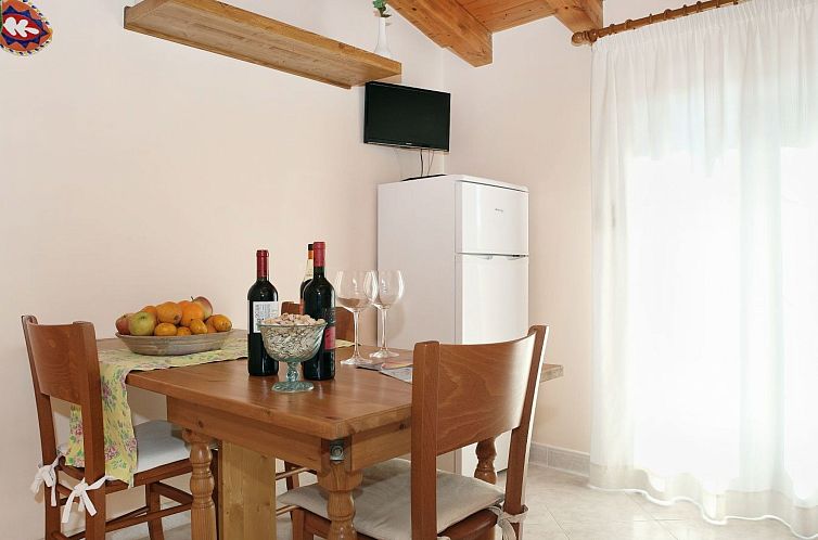 Appartement Wunderschöne Ferienwohnung in Stazzo mit Privat