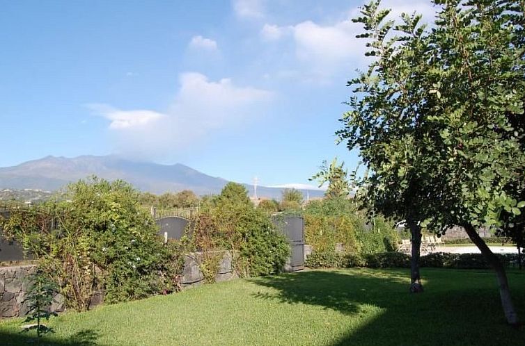 Appartement Zweizimmerwohnung 1 mit Terrasse, Gemeinschaftsp