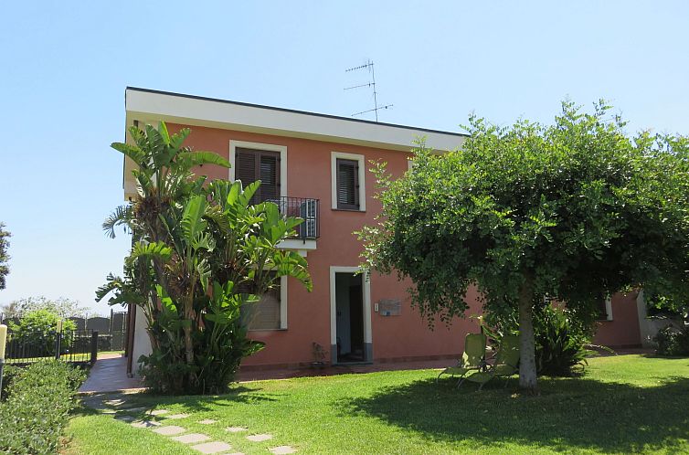 Appartement Zweizimmerwohnung 1 mit Terrasse, Gemeinschaftsp