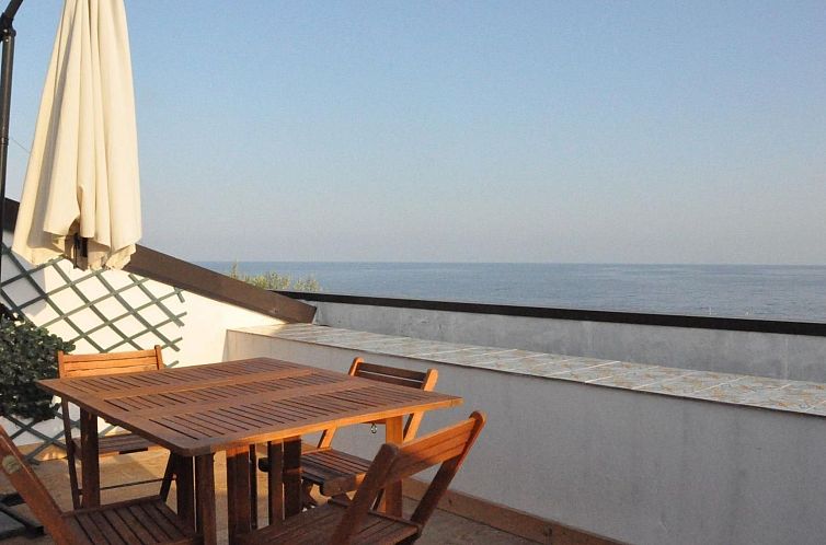Appartement Apartment mit Terrasse